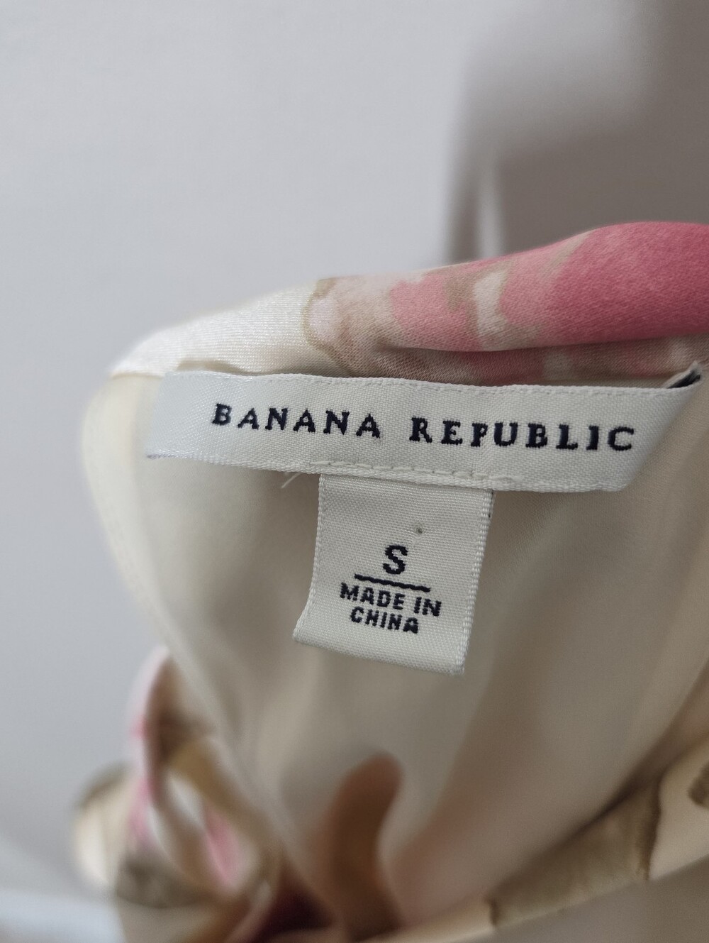 Vtg Y2K Banana Republic Silk Cream Floral Cowl Neck Tie Back Babydoll Tank Fairy - Picture 8 of 10